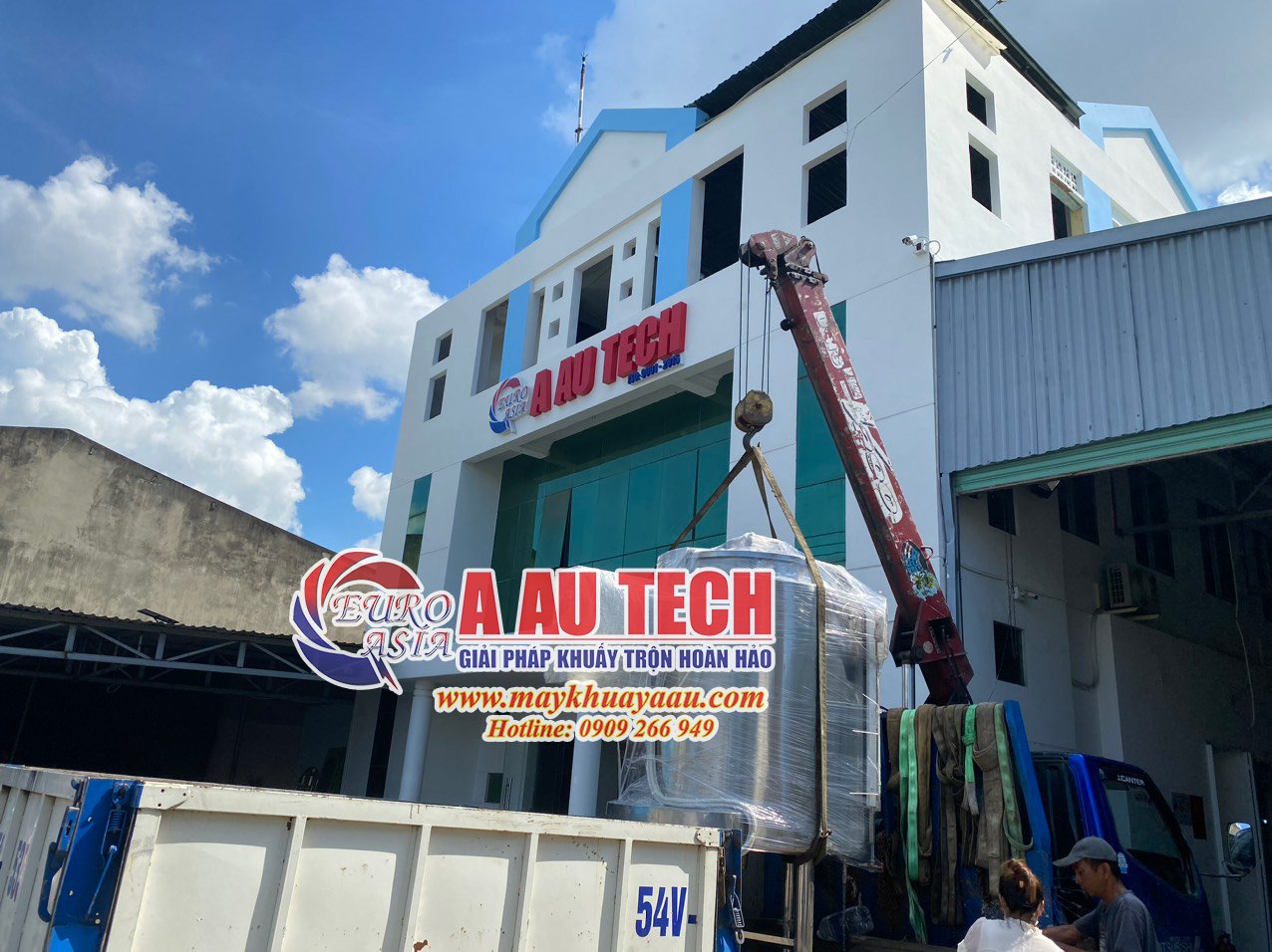 giao hàng bồn khuấy tại công ty á âu