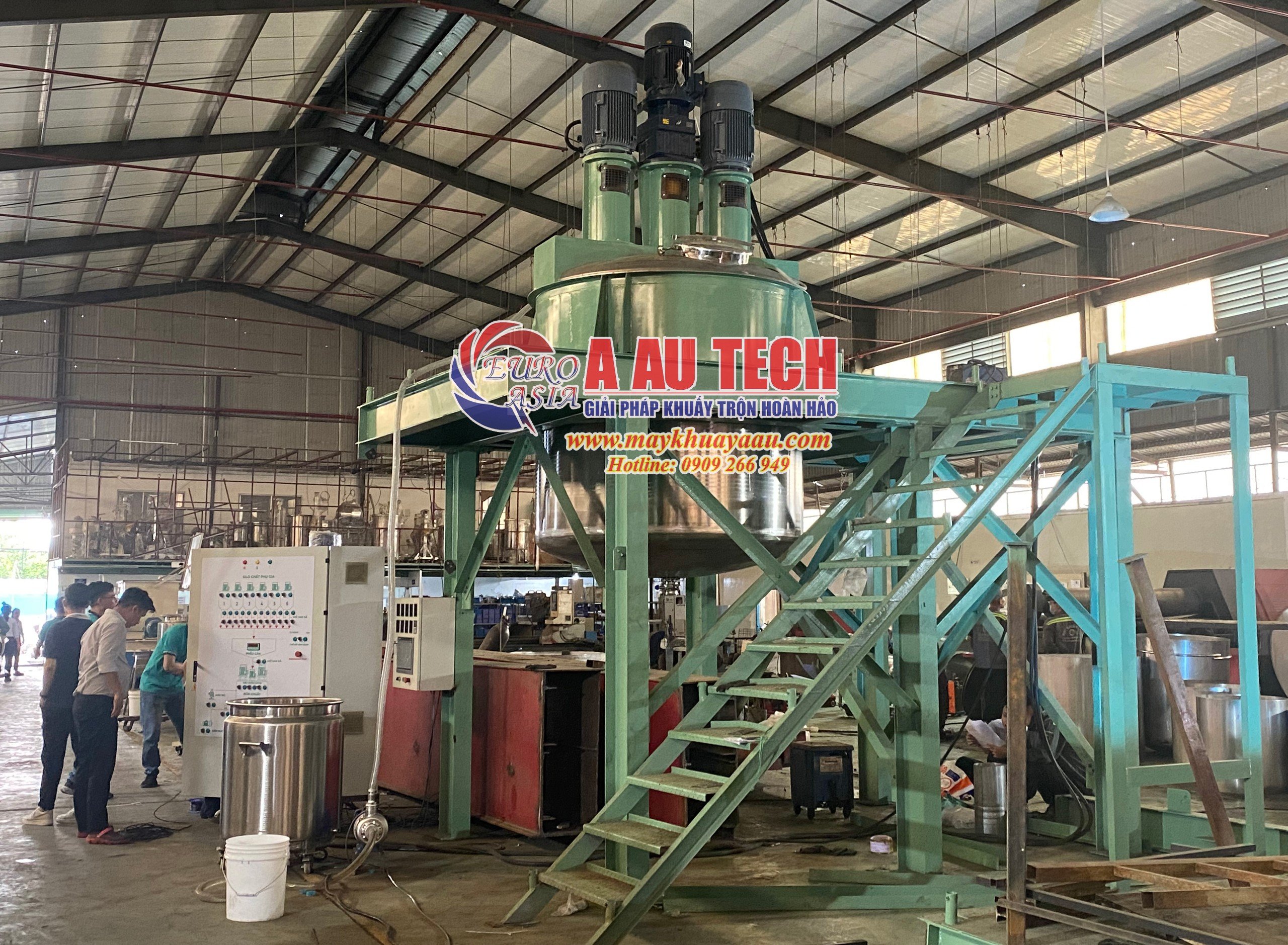 bồn khuấy phụ gia sơn 5000 lít