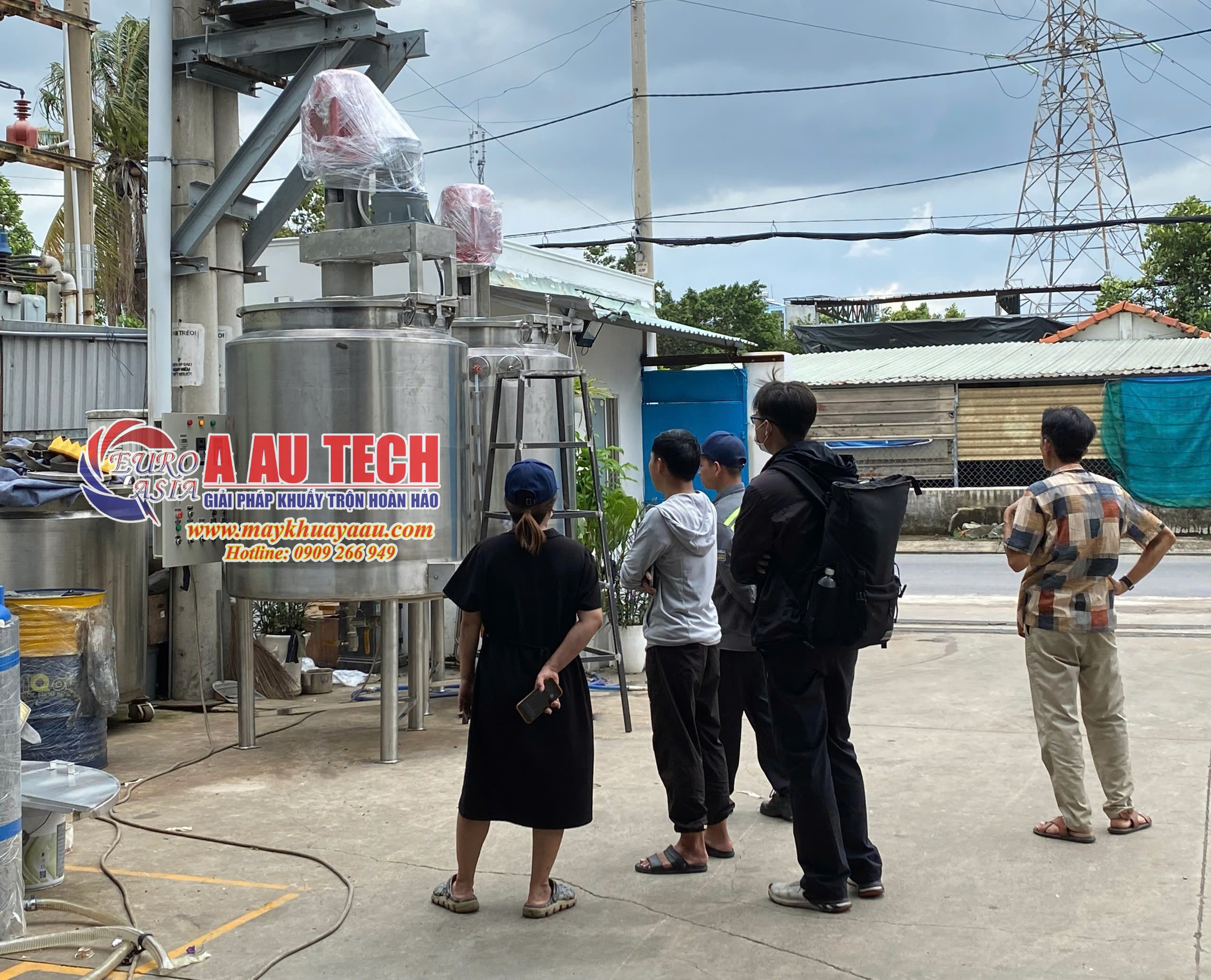 bồn khuấy mỹ phẩm công nghiệp 1000 lit
