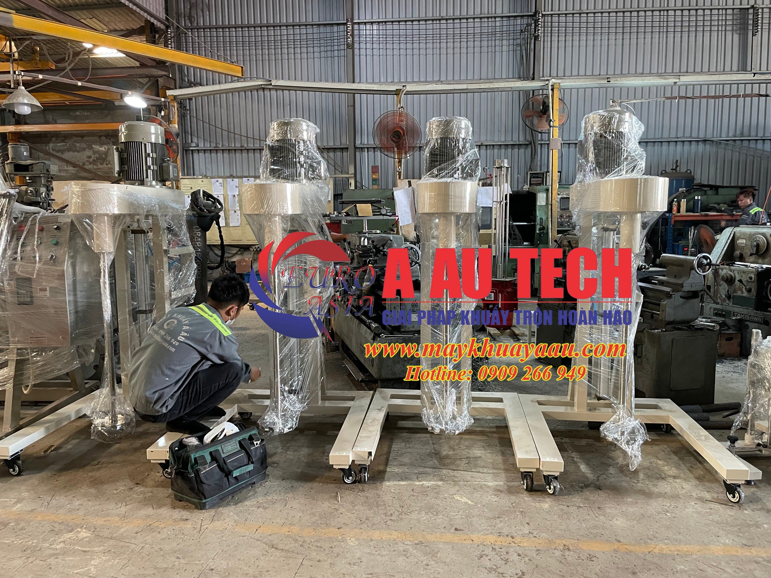 máy khuấy hóa chất 200 lít