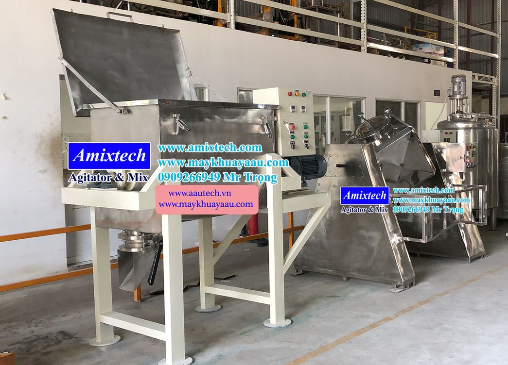 máy trộn bột nằm ngang 200kg
